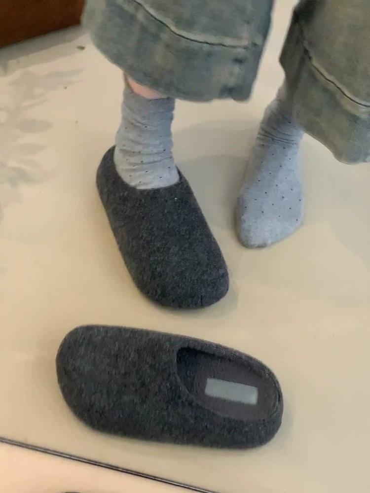 Phiên bản da cừu ~ Áo khoác ngoài mùa thu đông có lông nhung Giày Birkenstock dành cho nữ, giày nửa mules kiểu cổ điển, giày mũi kín, giày cotton đơn giản.