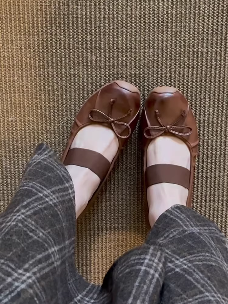 Phiên bản da cừu ~ Giày Mary Jane kiểu nơ dành cho nữ có độ tăng chiều cao ẩn, quai đơn, đế mềm, giày bệt màu đen đa năng