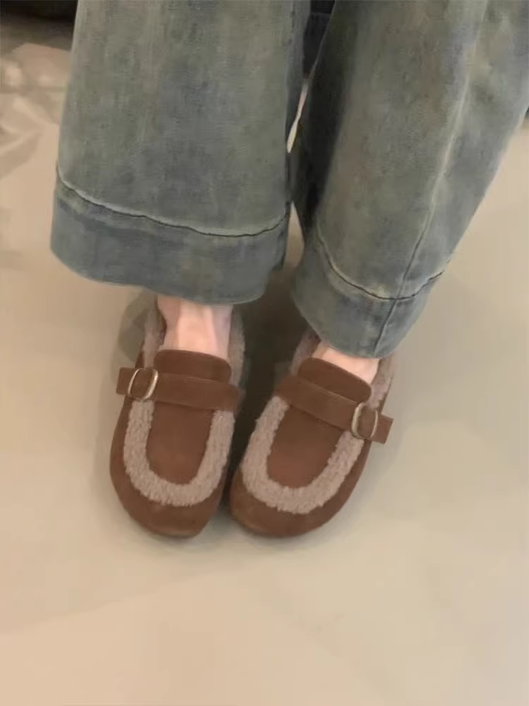 Phiên bản da cừu ~ Giày da thật có dây đeo khóa mùa đông lót lông cừu ấm áp bằng vải cotton dành cho nữ, giày đế bằng mũi tròn kiểu Birkenstock