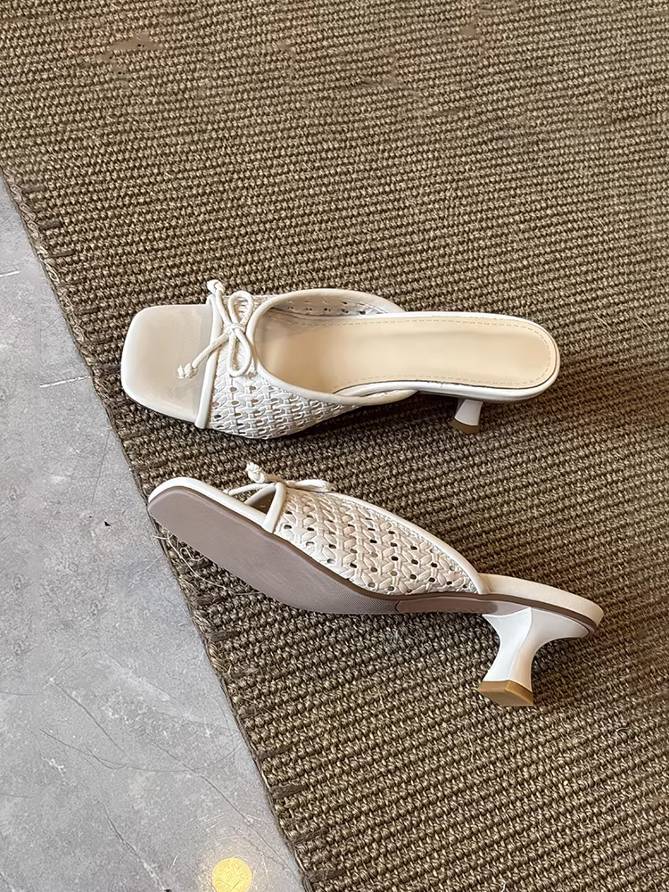 Phiên bản da cừu ~ Dép dệt kiểu nghỉ dưỡng dành cho nữ, dép quai ngang đa năng có nơ, mũi vuông, gót cao dành cho mùa hè