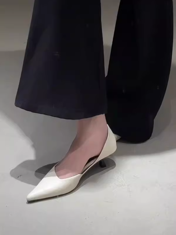 Phiên bản da cừu ~ Giày công sở đa năng phong cách Pháp đơn giản dành cho nữ, giày cao gót mũi nhọn bằng da thật có lỗ hổng bên hông