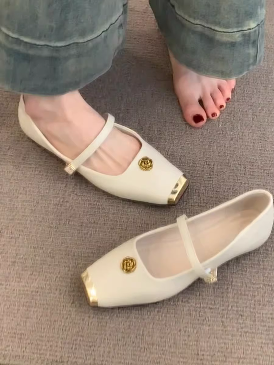 Phiên bản da cừu ~ Giày đơn mũi vuông bằng da thật tăng chiều cao dành cho nữ, giày Mary Jane miệng nông kiểu Chanel có khóa.