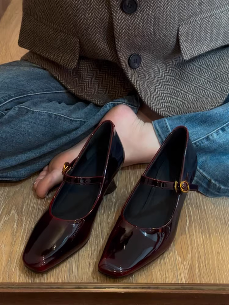 Phiên bản da cừu ~ Giày Mary Jane màu hổ phách mới dành cho nữ, quai đơn, gót wedge, mũi vuông, giày da nhỏ, giày cao gót da thật