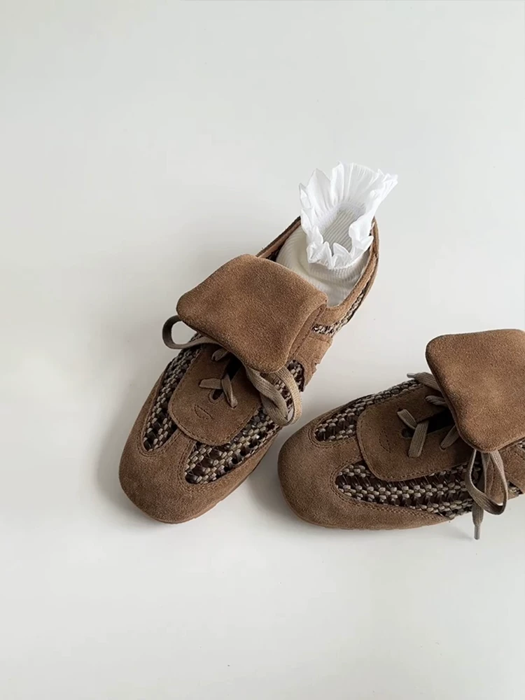 Phiên bản da cừu ~ Giày tập luyện kiểu Đức mới, kiểu retro, dệt rỗng, thoáng khí dành cho nữ, giày thể thao đa năng bằng da lộn.
