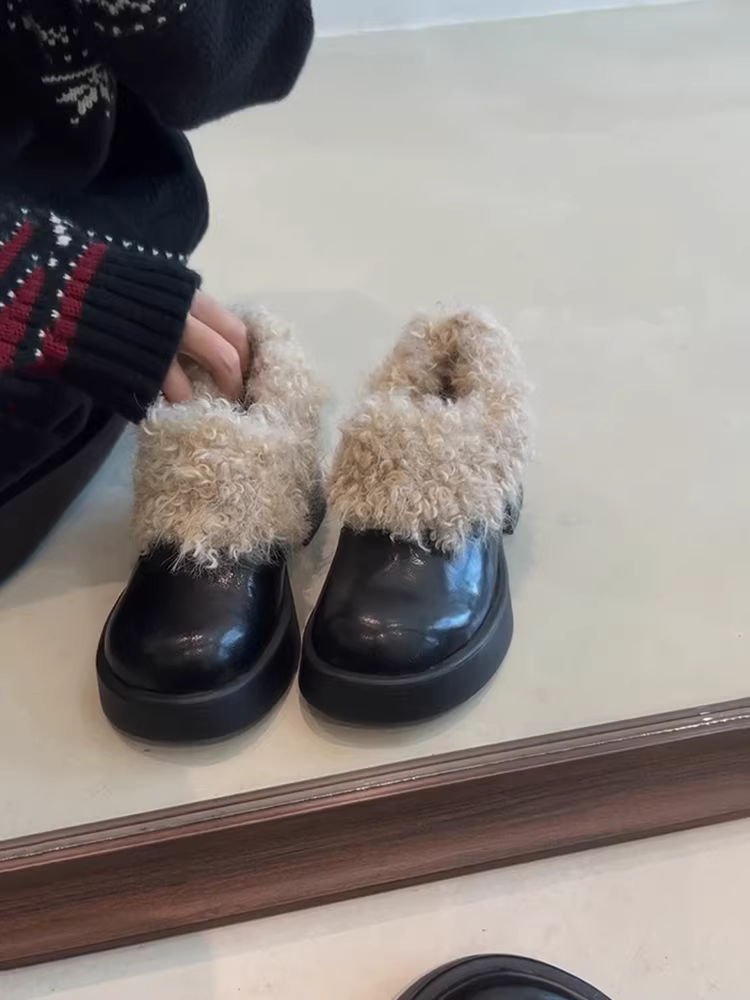 Phiên bản da cừu ~ Giày cotton da thật đế dày kiểu Anh cỡ nhỏ dành cho nữ, kiểu lười, đơn giản, lót lông cừu, ấm áp, giày lông rộng ở phần chân.