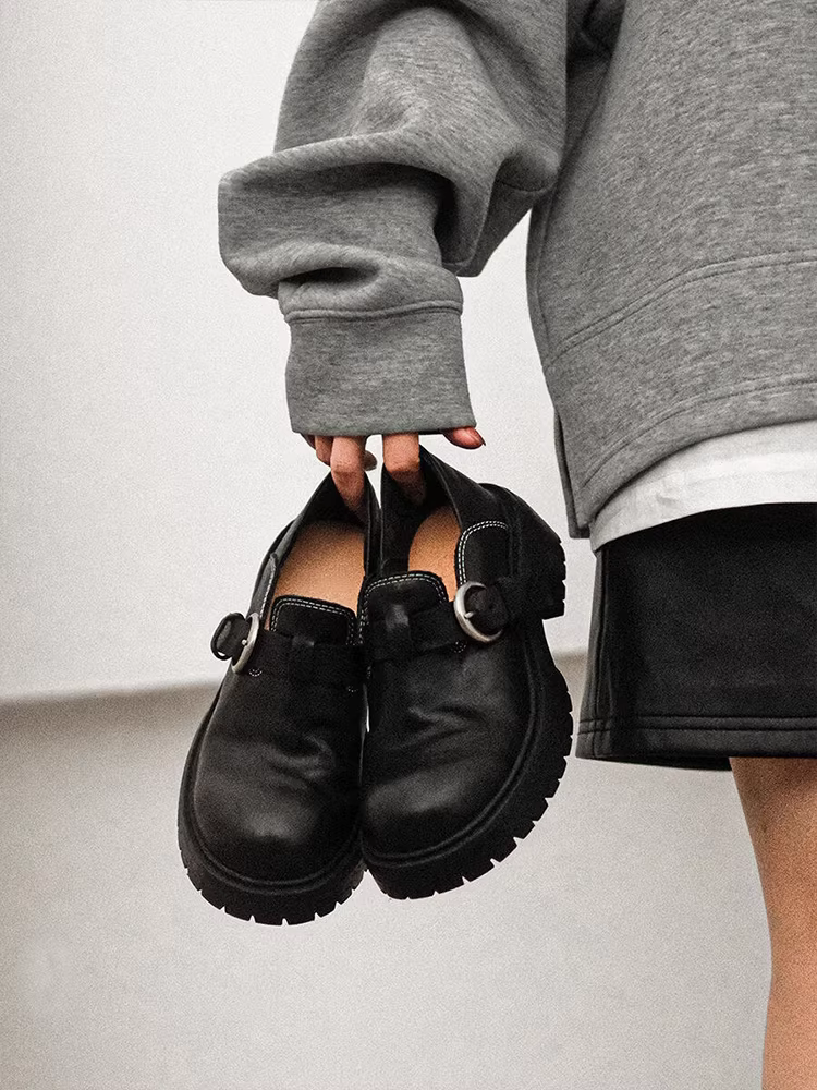 Phiên bản da cừu ~ Giày lười tăng chiều cao đế dày đa năng dành cho nữ, da thật cổ điển, mũi giày lớn, kiểu lười, gót dày, giày da nhỏ cắt sâu