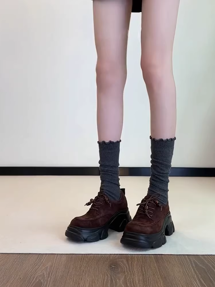 Phiên bản da cừu ~ Giày đế dày cỡ nhỏ có mũi giày sâu, mũi tròn, kiểu cổ điển, đa năng, thích hợp đi làm dành cho nữ.