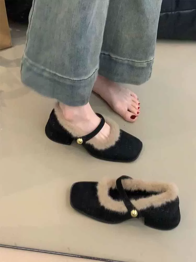 Phiên bản da bò ~ Giày Mary Jane gót vuông, đế dày, có lớp lót lông mềm mại để đi ngoài trời, giày nữ có khóa đơn, giày lông thú đa năng và sành điệu.