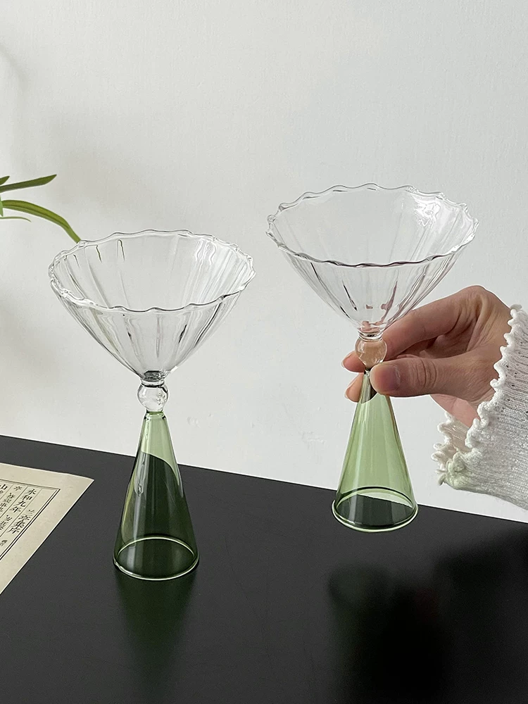 Ly thủy tinh kiểu Trung Quốc họa tiết vỏ sò, ly cocktail sáng tạo, ly uống nước có giá trị thẩm mỹ cao, ly tráng miệng.