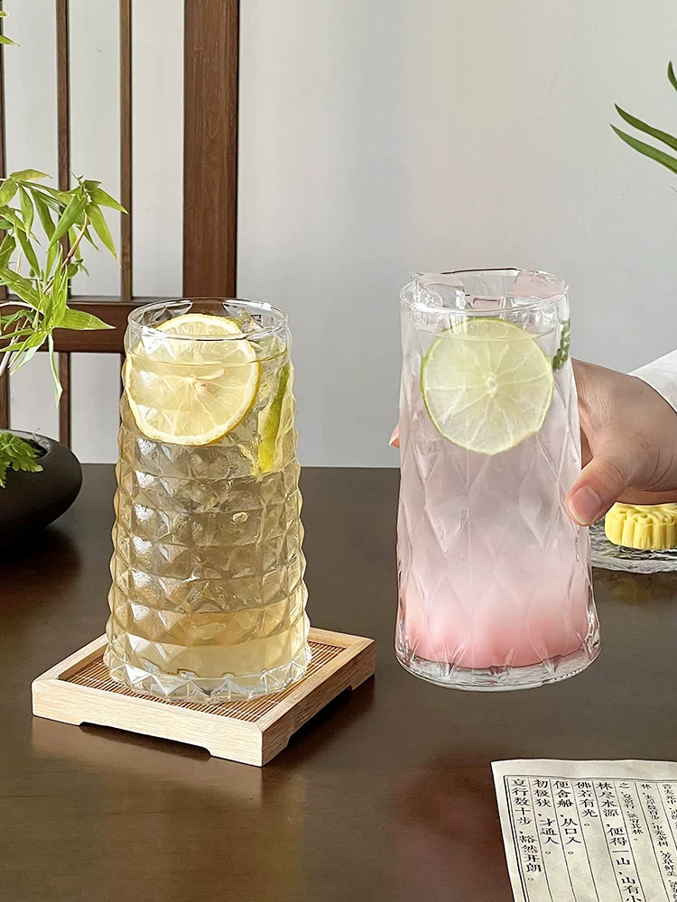 Ly thủy tinh họa tiết kim cương dùng trong gia đình, ly trà trái cây thời thượng, ly đựng đồ uống lạnh, ly nước có ga thẩm mỹ cao, ly đựng đồ uống.