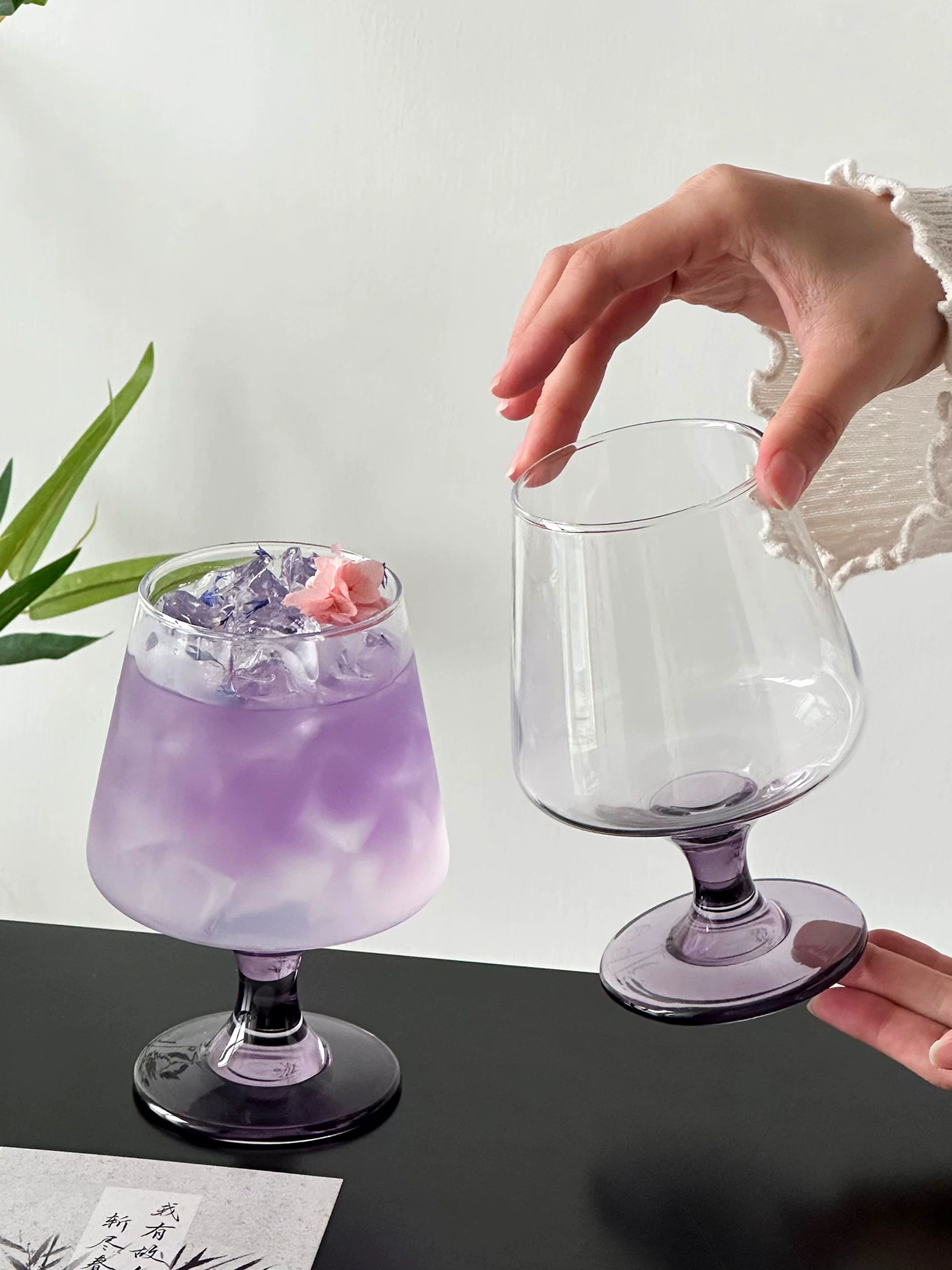 Ly thủy tinh cao màu tím cao cấp, ly cocktail sáng tạo, ly nước có ga thẩm mỹ cao, ly pha chế đặc biệt.