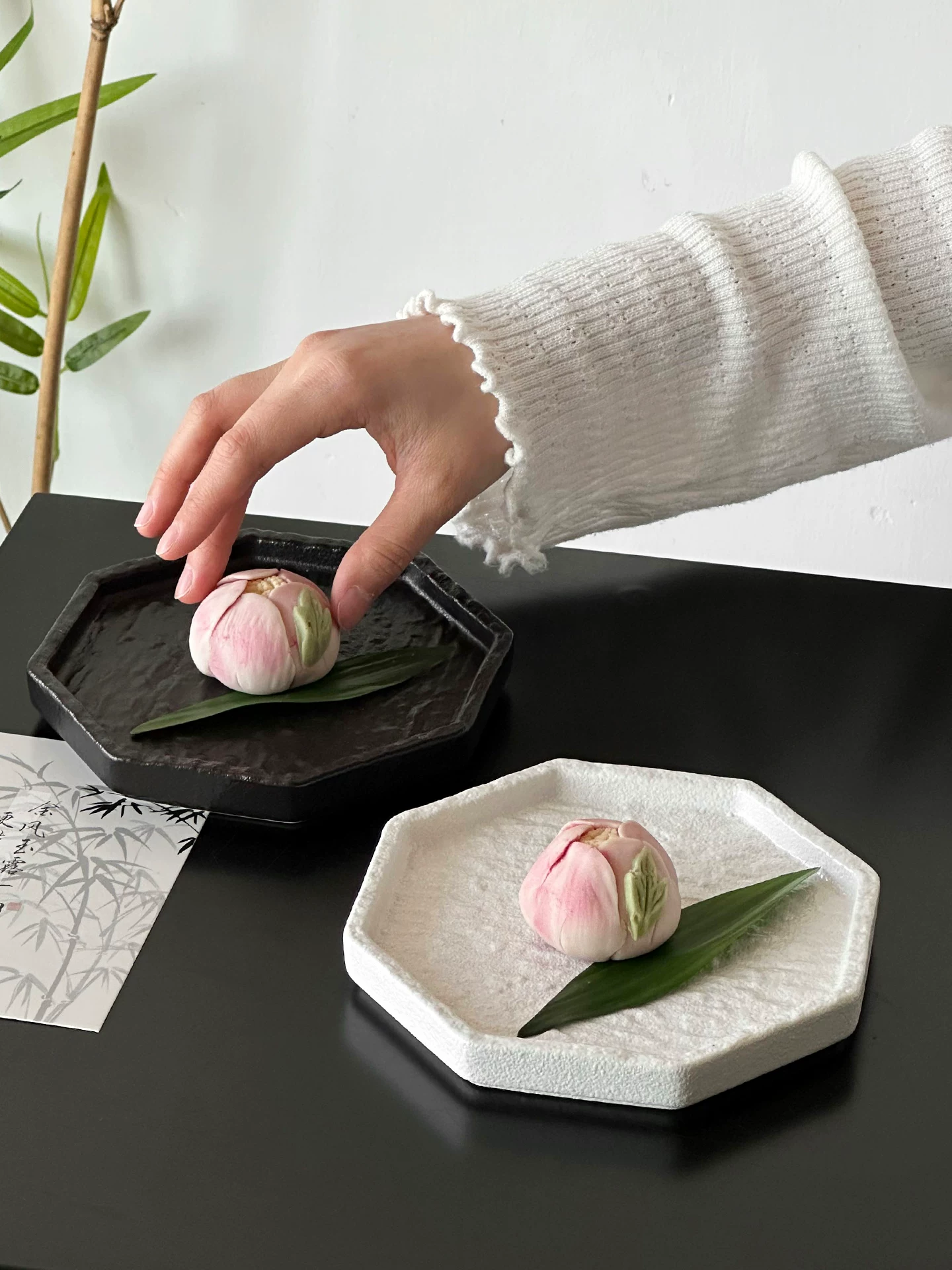 Khay hình bát giác họa tiết đá phong cách Trung Hoa, đĩa ăn nhẹ trà chiều tinh tế, đĩa trái cây cổ điển, đĩa tráng miệng, đĩa sứ.