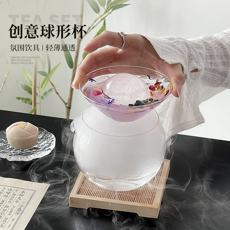 Đồ trang trí đĩa đựng rượu bằng đá khô, cốc đá khô, ly cocktail lạnh giá, ly martini sáng tạo, ly thủy tinh đặc biệt.