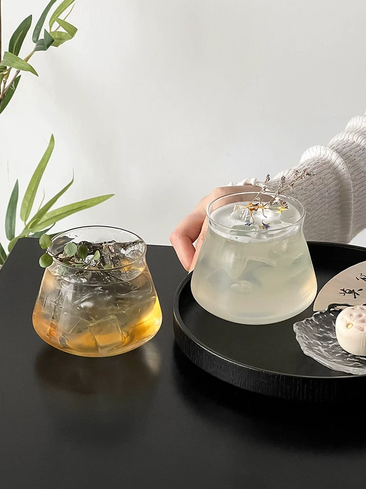 Ly thủy tinh lớn kiểu Trung Quốc, ly latte đá kiểu Mỹ cổ điển, ly rượu whisky, ly pha cà phê lạnh, ly uống nước.