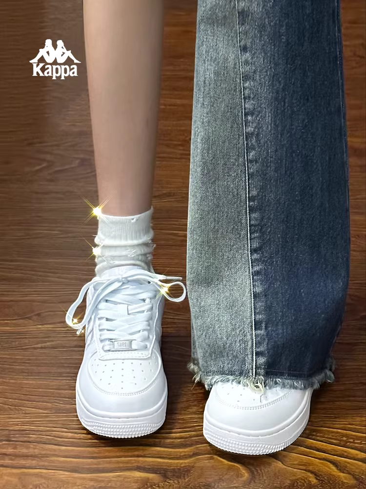 Giày thể thao nữ Kappa mùa đông 2025 kiểu mới, đa năng, cổ điển, màu trắng, đế dày, tăng chiều cao.