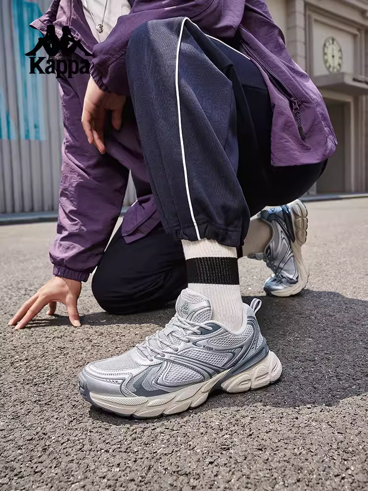 Giày nam Kappa màu bạc, giày bố mùa hè 2025 mới, đế dày tăng chiều cao, giày thể thao thời trang, giày chạy bộ cá tính