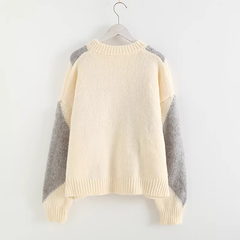 Áo len nữ dáng rộng cổ tròn tay dài phối màu chần bông kiểu dáng mới Thu 2024 Dream Box