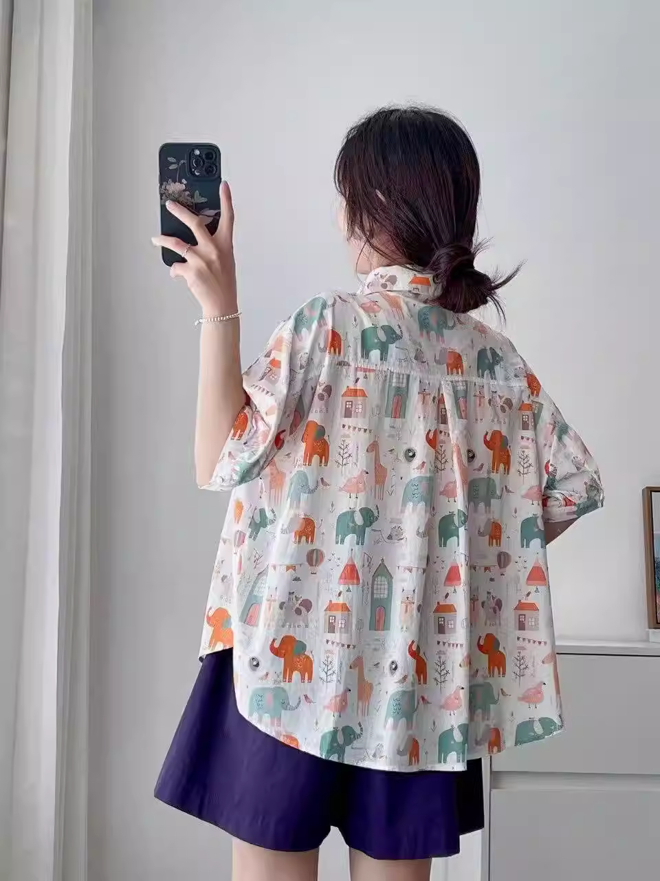 Áo sơ mi cotton in hình động vật hoạt hình mùa hè Dream Box 2025, cổ trụ, tay ngắn, dáng rộng, trẻ trung dành cho nữ