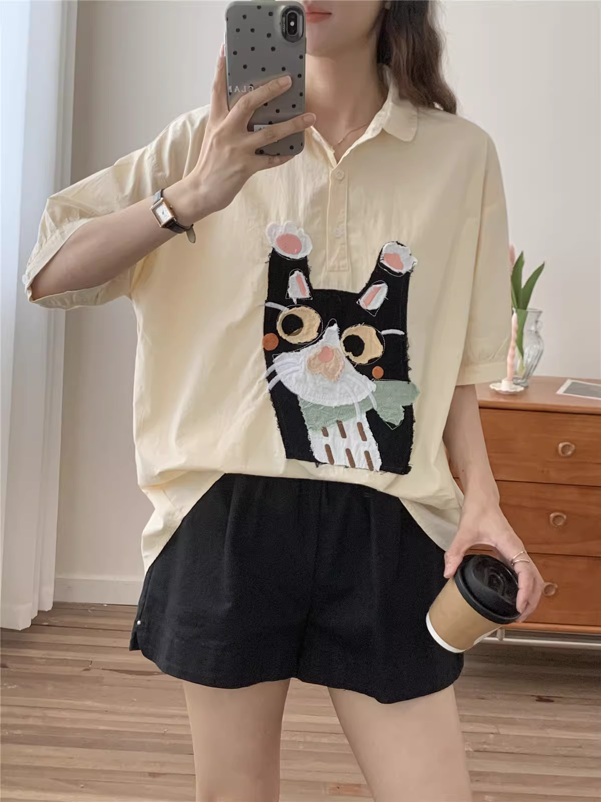 Áo thun cotton thêu hình mèo Dream Box 2025 mùa hè, cổ trụ, tay ngắn, dáng rộng, trẻ trung