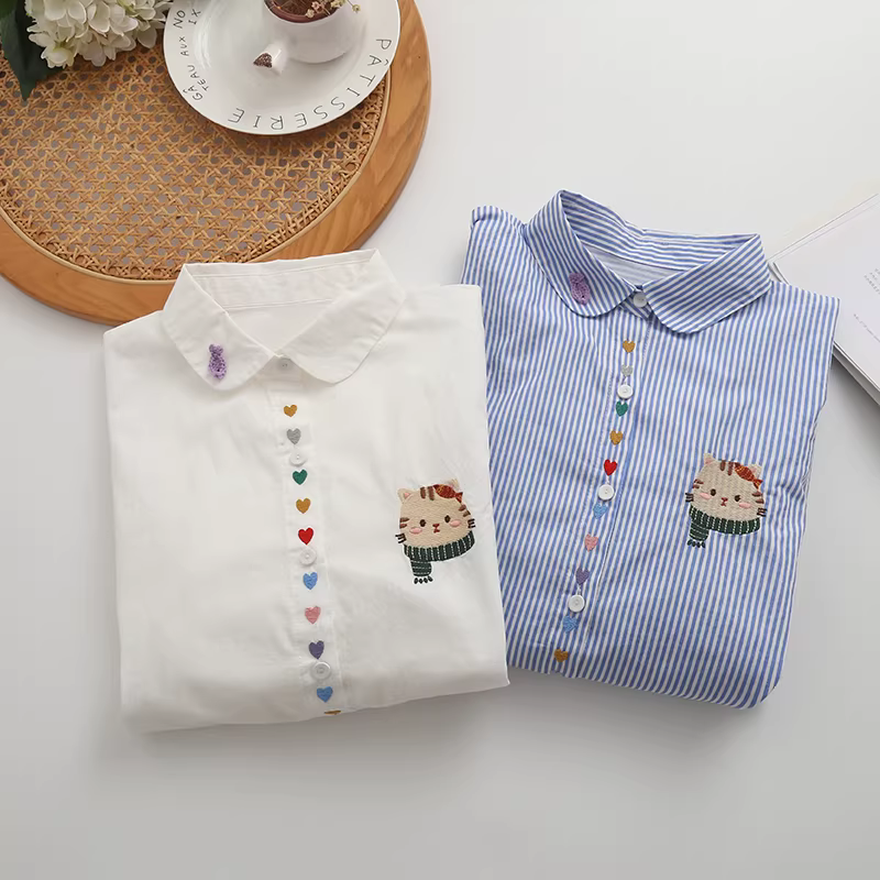 Áo sơ mi cotton thêu hình mèo Dream Box Thu 2023, cổ trụ, tay dài, thêu hình trái tim, dáng rộng, kẻ sọc dành cho nữ