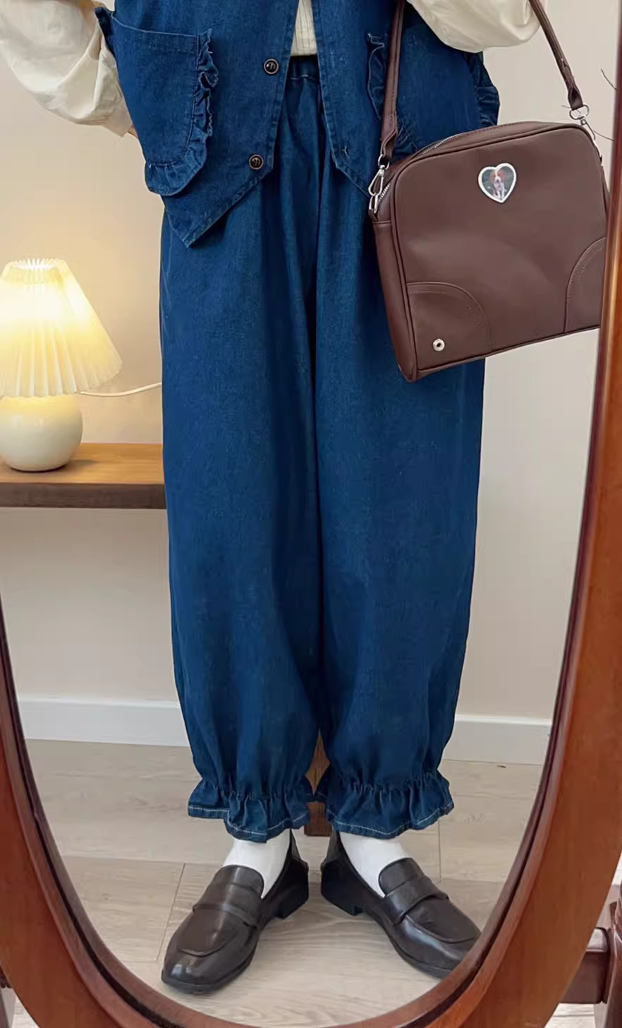 Bộ vest denim phối túi bèo nhún phong cách mới Thu 2023 Dream Box, quần jean lưng thun viền bèo, dáng rộng dành cho nữ