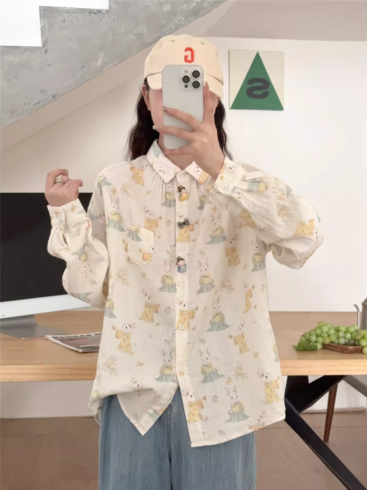 Áo sơ mi cotton in hình thỏ phong cách Trung Hoa cổ điển mùa thu năm 2024, cổ trụ, tay dài, dáng rộng, phong cách thường ngày
