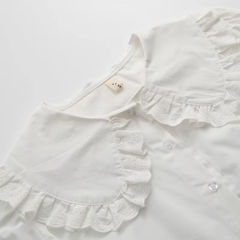 Áo sơ mi nữ cotton tay đèn kiểu cung điện phong cách mới Thu 2024 Dream Box, cổ búp bê ren, tay dài, dáng rộng, màu trắng