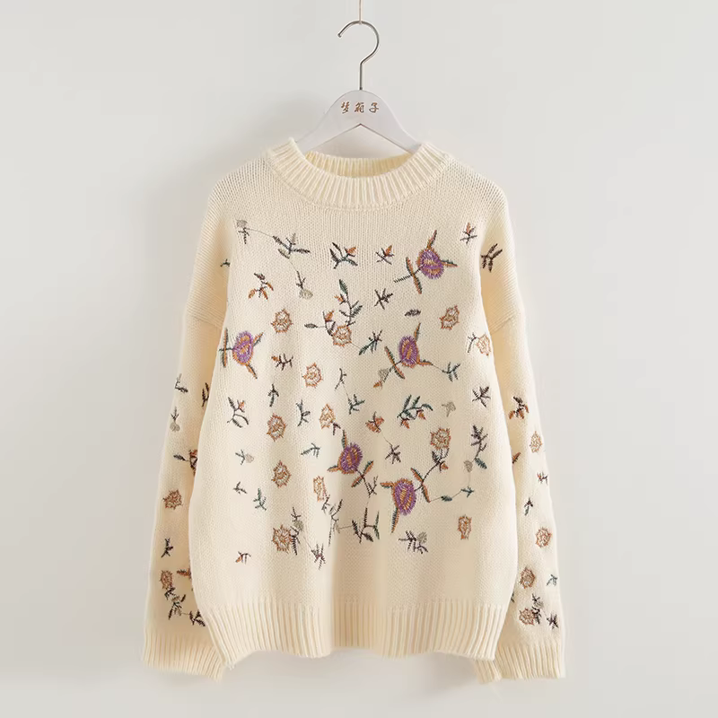 Dream Box 2023 Áo len chui đầu cổ tròn thêu hoa cổ điển mới mùa đông dành cho nữ, Áo len dáng rộng và tươi mới.