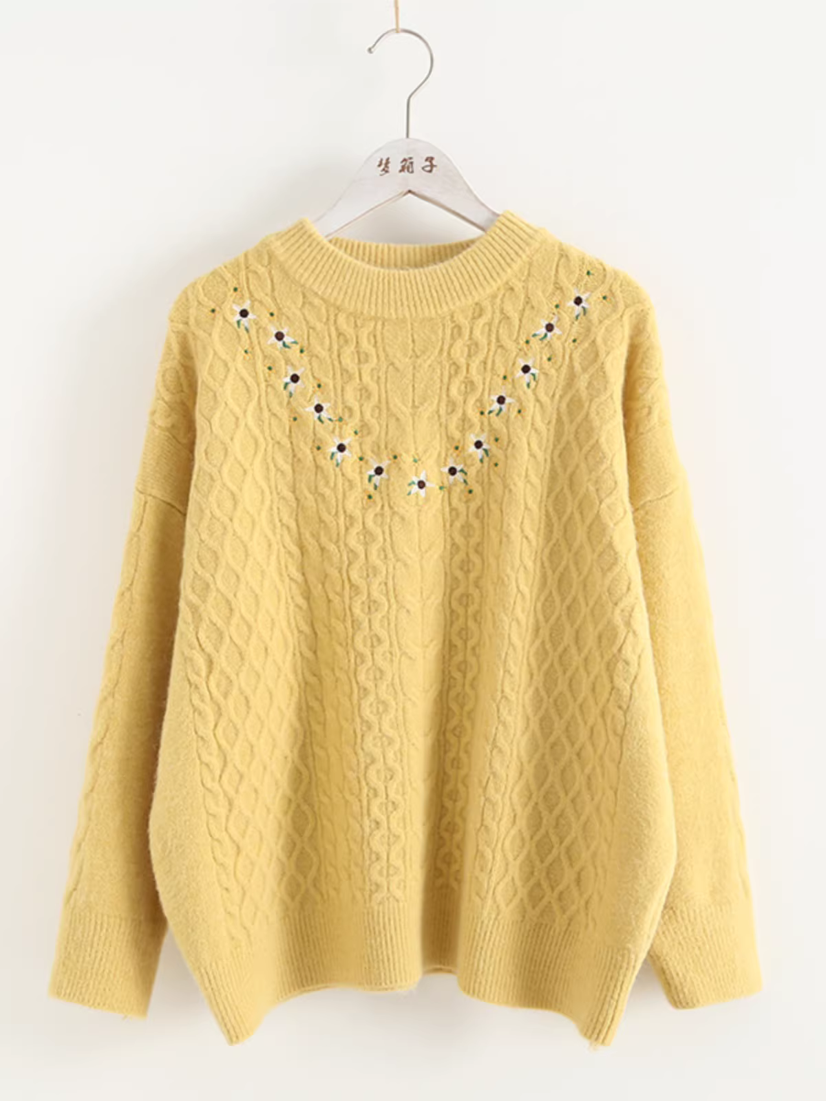 Áo len dệt kim dáng rộng cổ tròn tay dài thêu hoa Mori Girl Thu Đông 2025 Dream Box