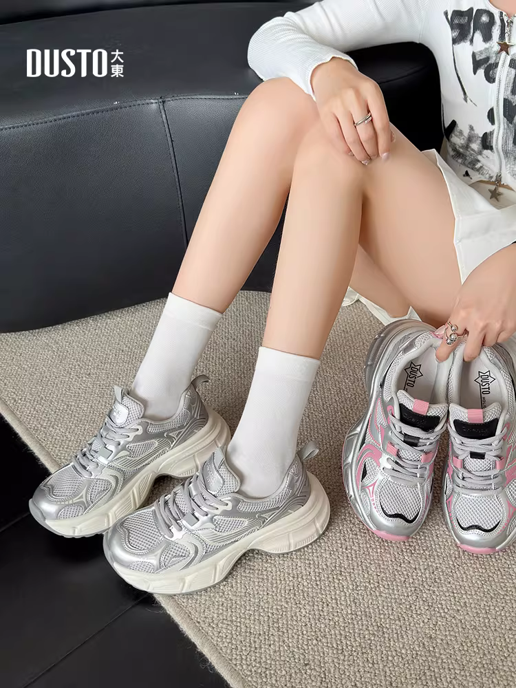 Giày thể thao bố dành cho nữ màu xám, giày hợp thời trang thu đông 2025 mới, giày thể thao đế dày nhẹ.