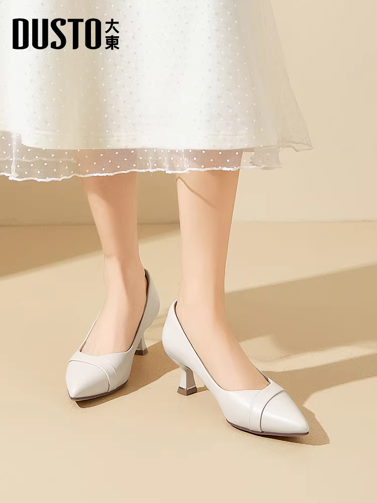Giày nữ kiểu Pháp Dadong 2025, giày mùa thu mới đi làm, phối chân váy, giày nữ, giày cao gót trắng đế thô mũi nhọn