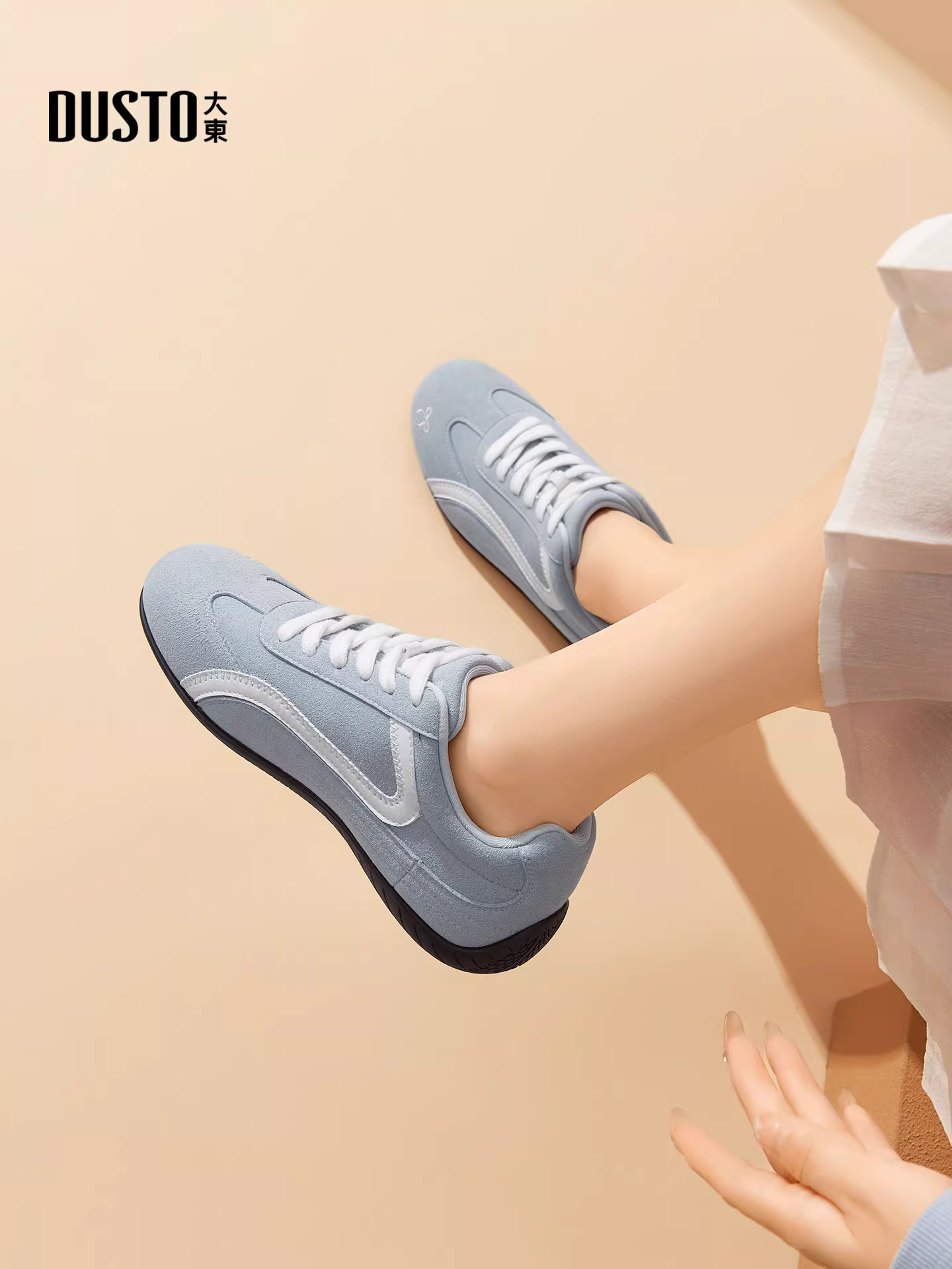 Giày thể thao retro đỏ Dadong dành cho nữ, mẫu mới thu đông 2025, giày thể thao đa năng, giày đế mỏng kiểu Forrest Gump.