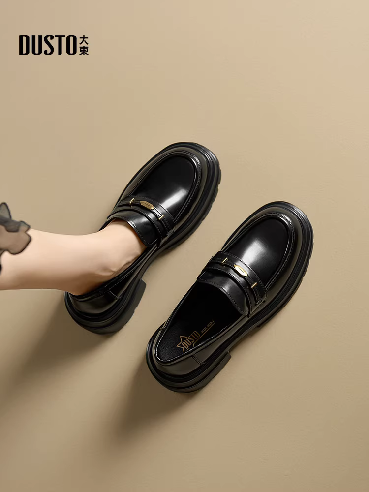 Giày lười nữ đế dày kiểu Anh mới 2025, mùa thu đông, màu đen, đa năng, kiểu JK, giày da nhỏ, dễ mang