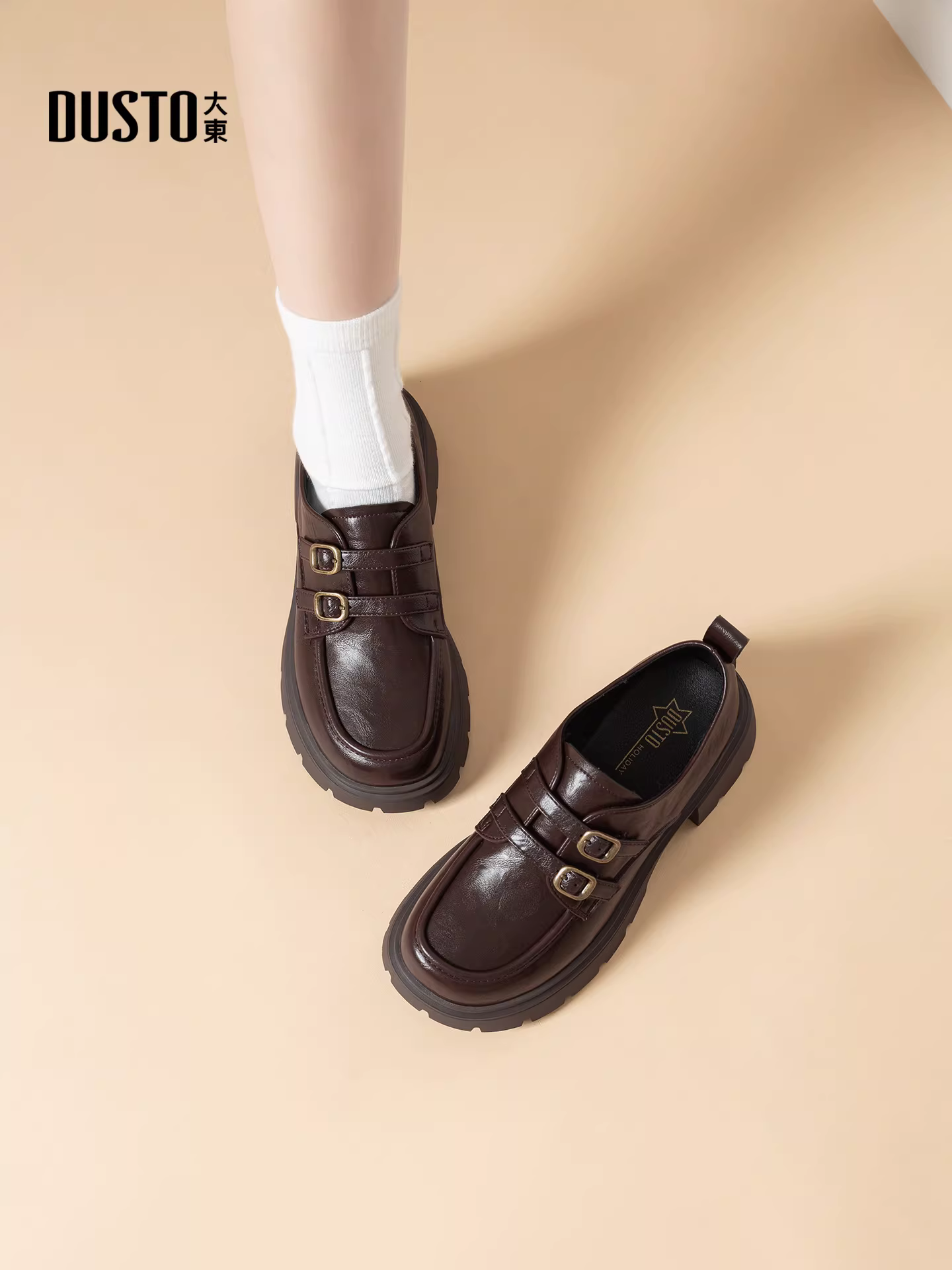 Giày lười đen Dadong dành cho nữ 2025, mẫu mới thu đông, kiểu dáng sâu, đế dày, tăng chiều cao, phong cách Anh, gót chunky, giày da nhỏ.