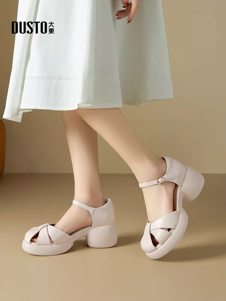 Dép nữ đế dày, mũi kín, kiểu mới hè 2025, giày lồng heo, phối chân váy đa năng, dép La Mã nữ.