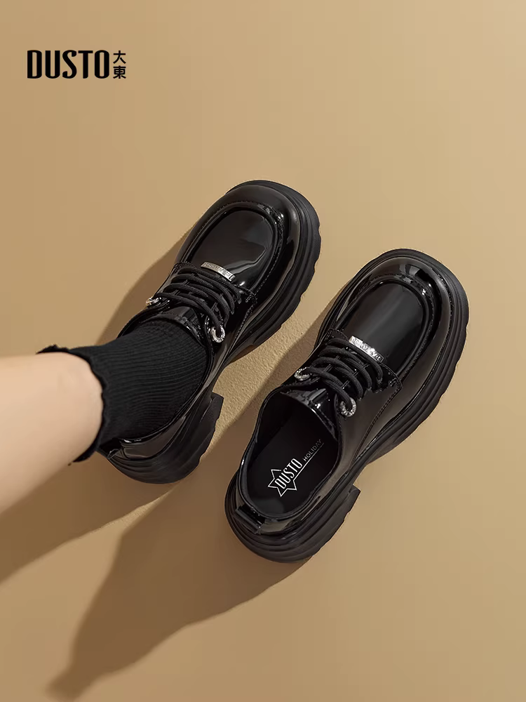 Giày lười nữ đế dày mùa thu đông 2025 kiểu Anh mới màu đen đa năng tăng chiều cao kiểu JK giày da nhỏ giày Oxford