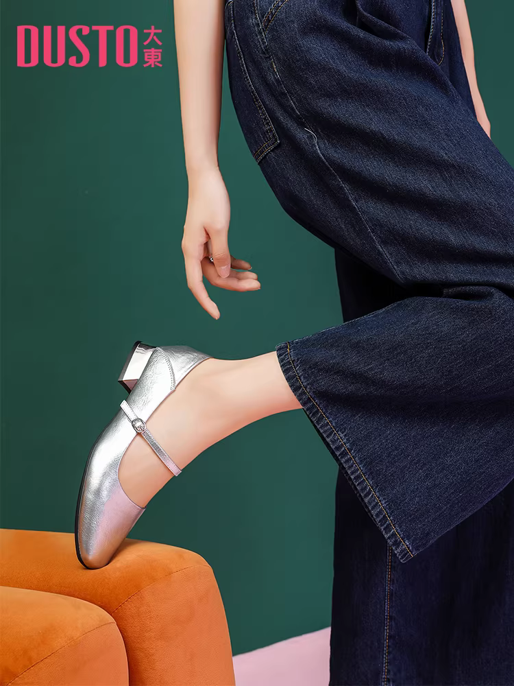 Giày nữ Dadong Silver kiểu đơn giản, mẫu mới Thu 2025, giày nữ đế thấp, gót thô, kiểu Mary Jane Pháp, giày da nhỏ cổ điển