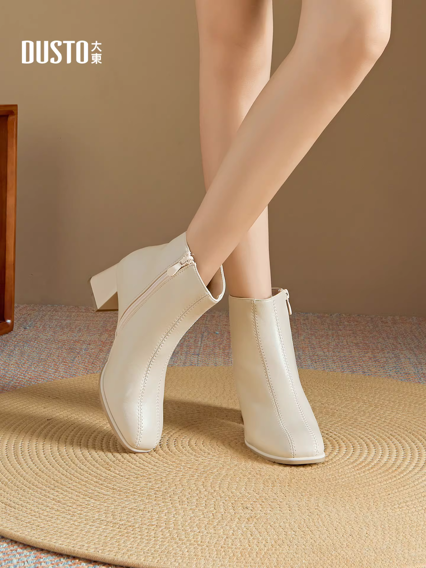 Giày bốt cao gót ngắn kiểu phương Đông dành cho nữ 2025, mẫu mới mùa thu, màu đen, gót dày, phong cách Hàn Quốc, kiểu dáng ôm sát, kiểu Chelsea