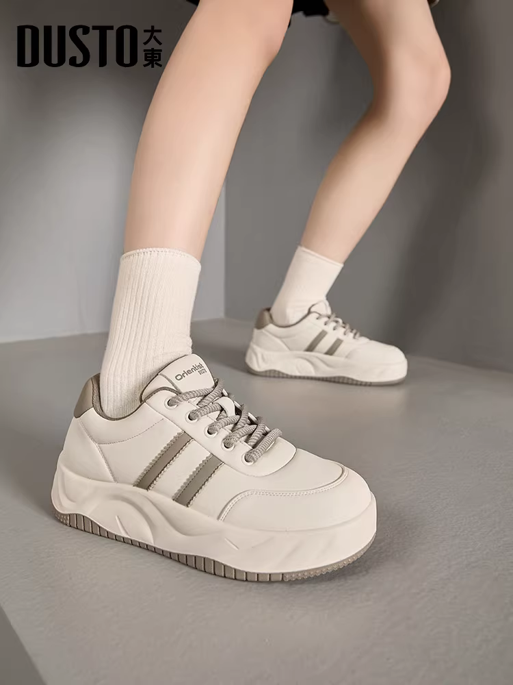 Giày thể thao đế dày màu trắng Dadong dành cho nữ 2025, mẫu mới phổ biến mùa thu đông, giày thể thao thường ngày, giày thể thao đế mềm, giày lười