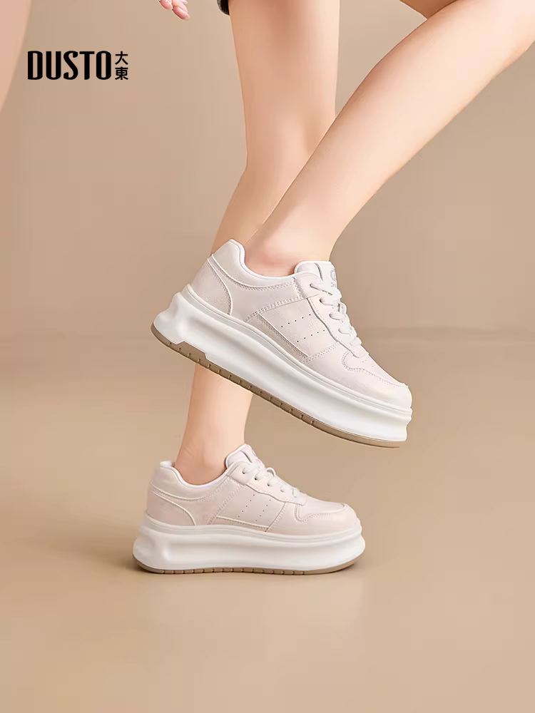 Giày thể thao nữ đế dày màu trắng phối chân váy, giày thể thao trắng mùa thu đông 2025 mới, giày thể thao, giày tăng chiều cao