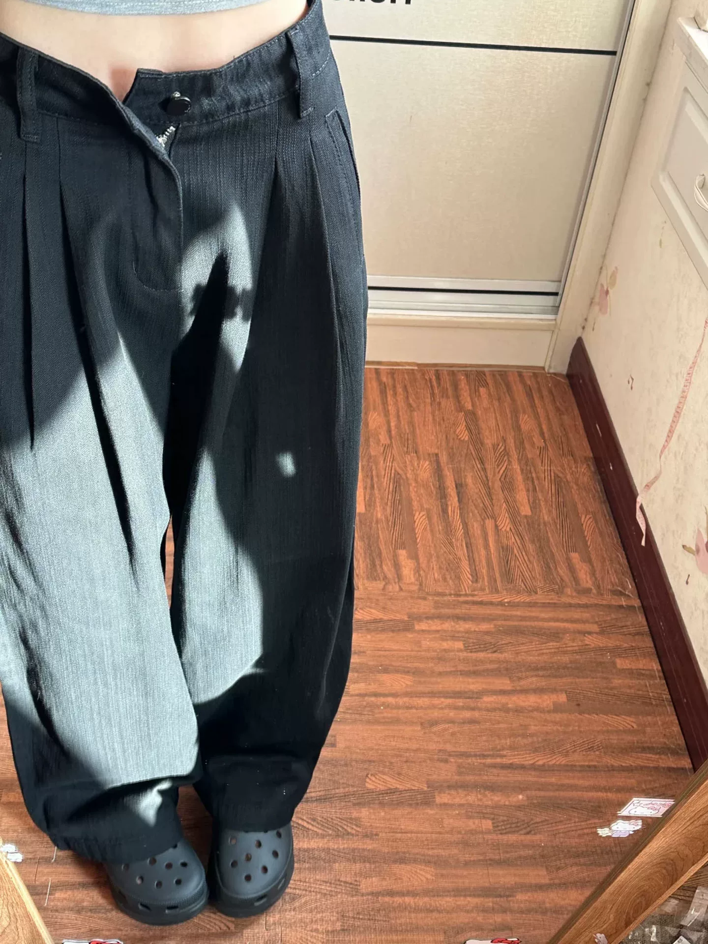 Quần jean ống rộng có họa tiết xếp ly dành cho nữ, phong cách mùa thu mới, cỡ lớn, lưng cao, dáng rộng, mềm mại, tôn dáng, quần dài chạm sàn