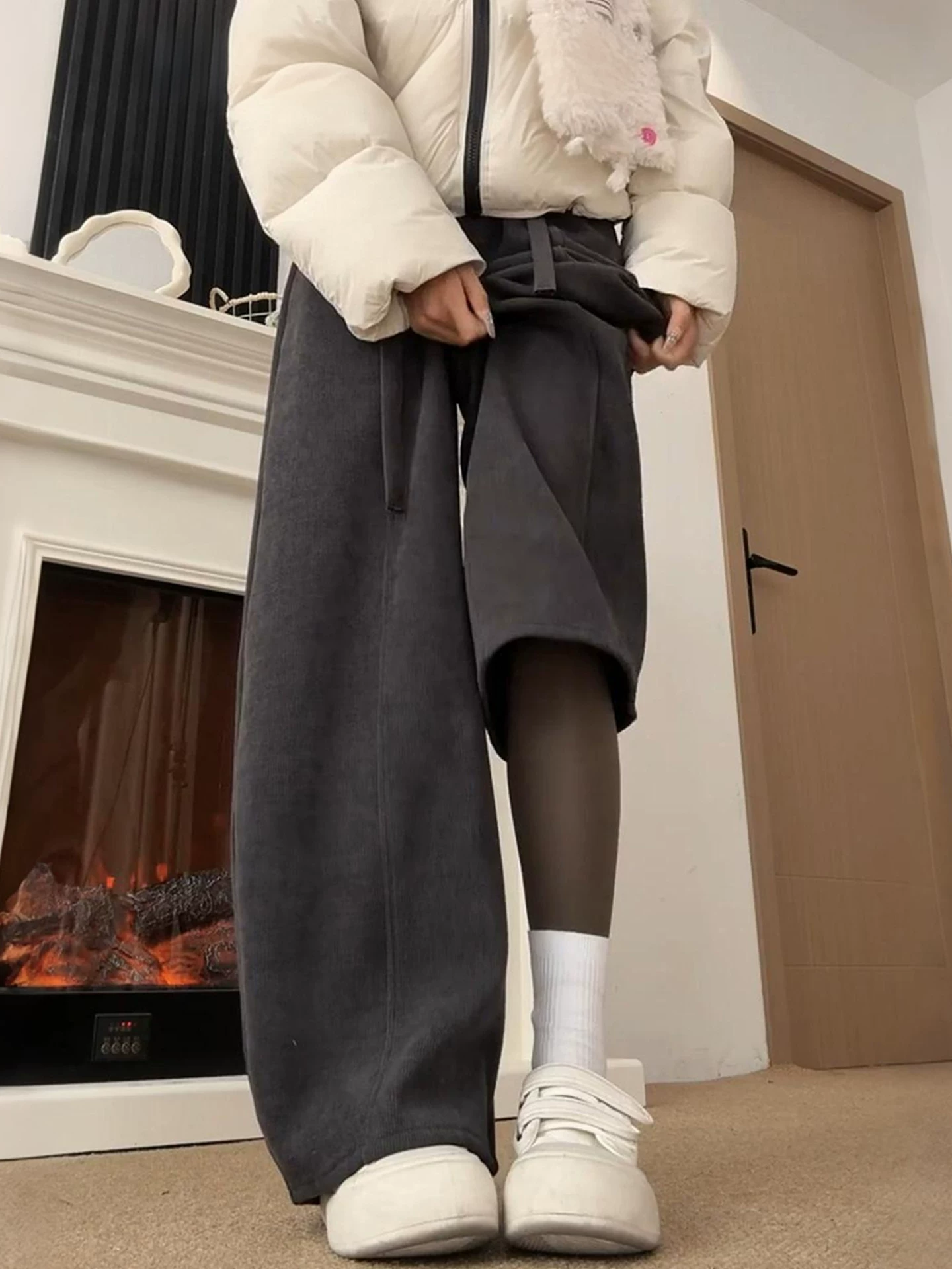 Quần ống rộng dáng suông cho nữ, mùa thu đông, cỡ lớn, lưng cao, dáng suôn, tôn dáng, lót lông cừu, dày dặn, dáng quả lê, quần ống rộng