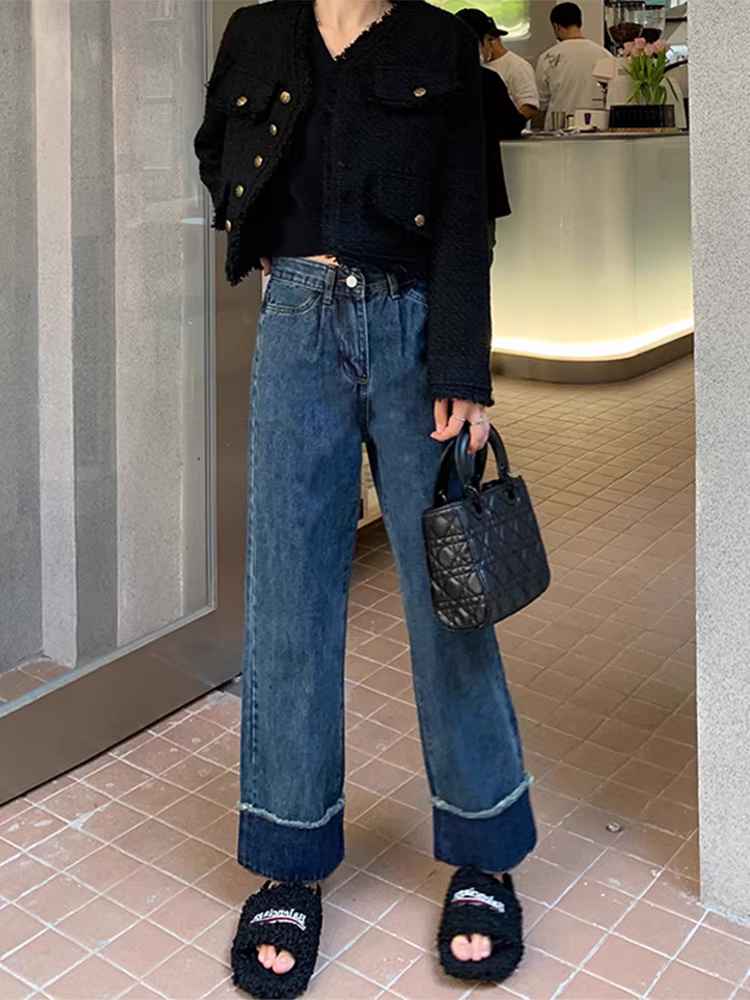 Quần jean dáng chữ lê kiểu retro, phong cách đầu thu, size lớn cho các cô nàng mũm mĩm, dáng nhỏ nhắn, quần ống rộng suông, tôn dáng.