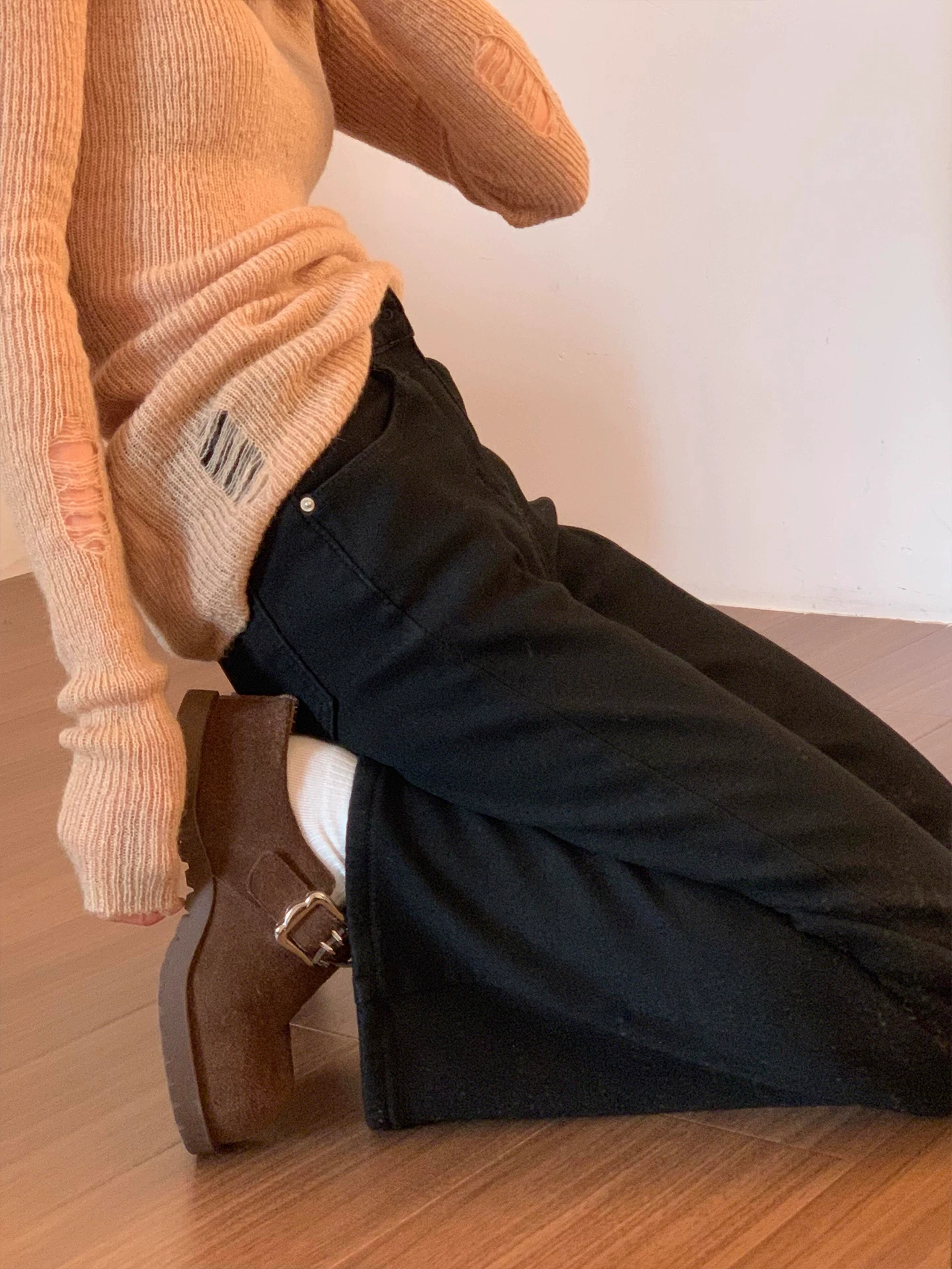 Quần jean đen cạp cao dáng loe dành cho nữ, mùa đông, size lớn, lót lông cừu, dày dặn, dáng quả lê, co giãn, quần ống chuông tôn dáng