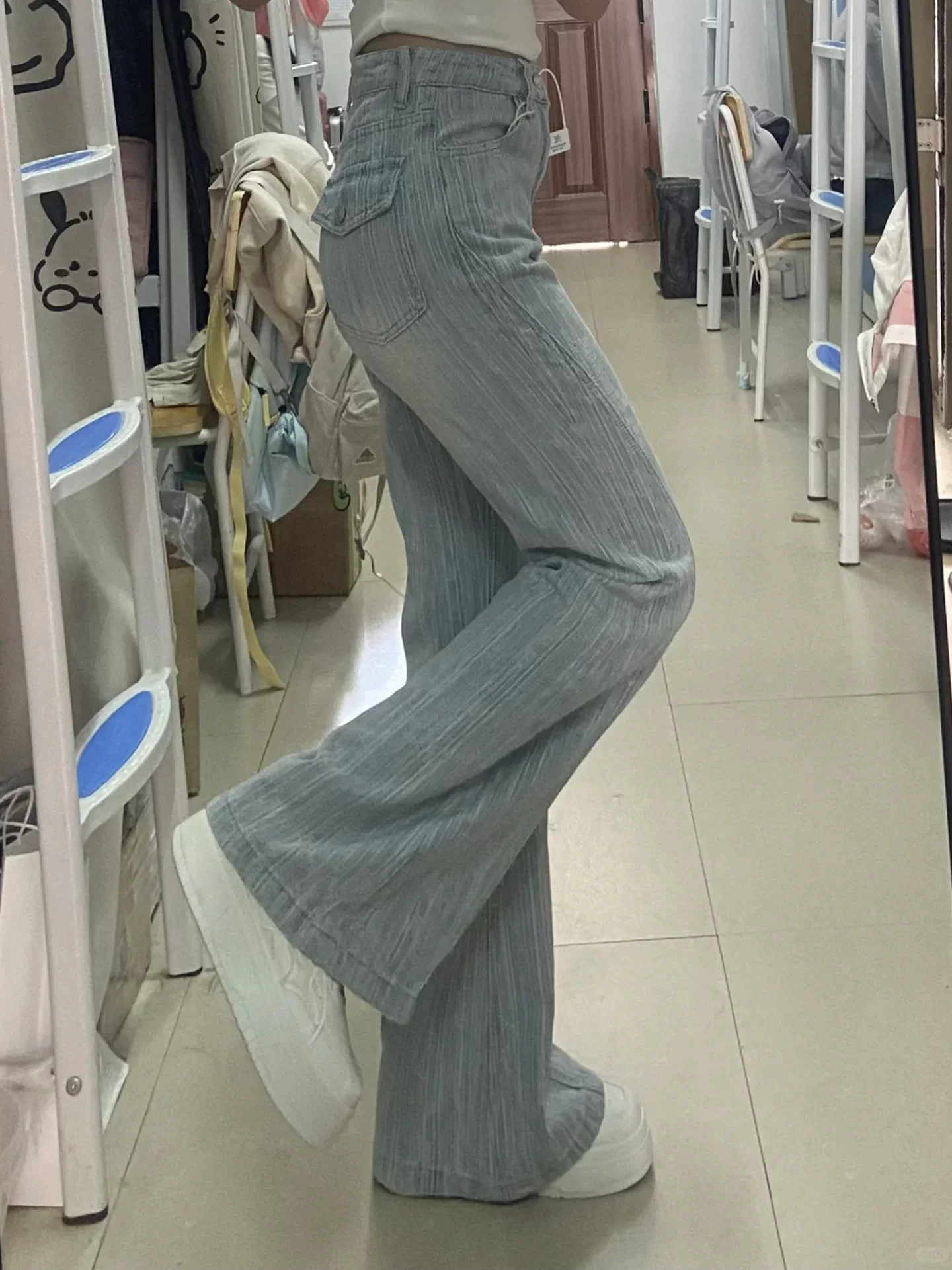 Quần jean ống loe jacquard màu sáng cho nữ, đầu thu, cỡ lớn, lưng cao, dáng rộng, giảm béo, quần ống loe