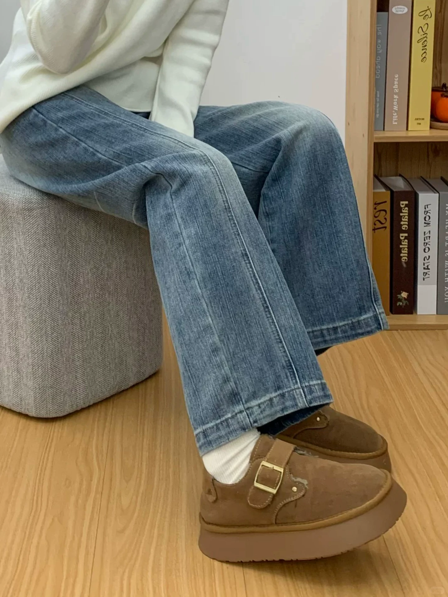 Quần ống rộng kiểu kiếm cổ điển dành cho nữ mùa thu 2025, size lớn, cạp cao, dáng rộng, tôn dáng, dành cho người có thân hình quả lê, kiểu dáng thẳng.