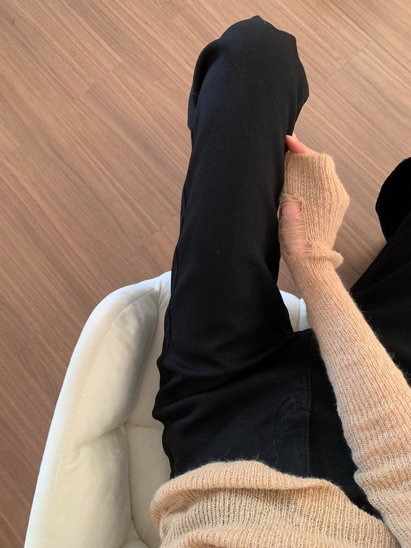 Quần jean đen cạp cao dáng loe dành cho nữ, mùa đông, size lớn, lót lông cừu, dày dặn, dáng quả lê, co giãn, quần ống chuông tôn dáng