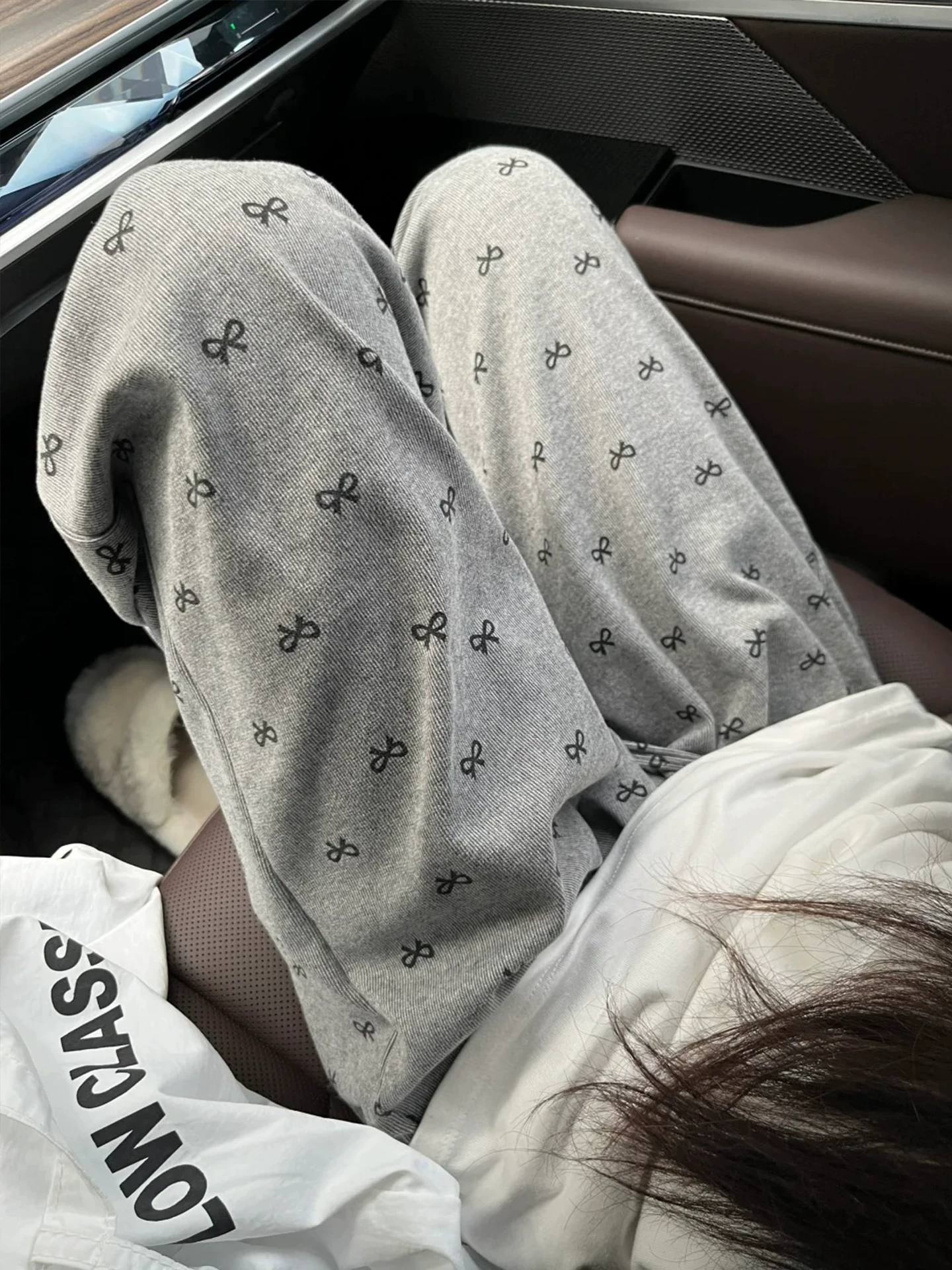 Quần âu nữ thắt nơ, kiểu dáng thu mới, size lớn, lưng cao, dáng rộng, tôn dáng, mềm mại, quần ống rộng thoải mái