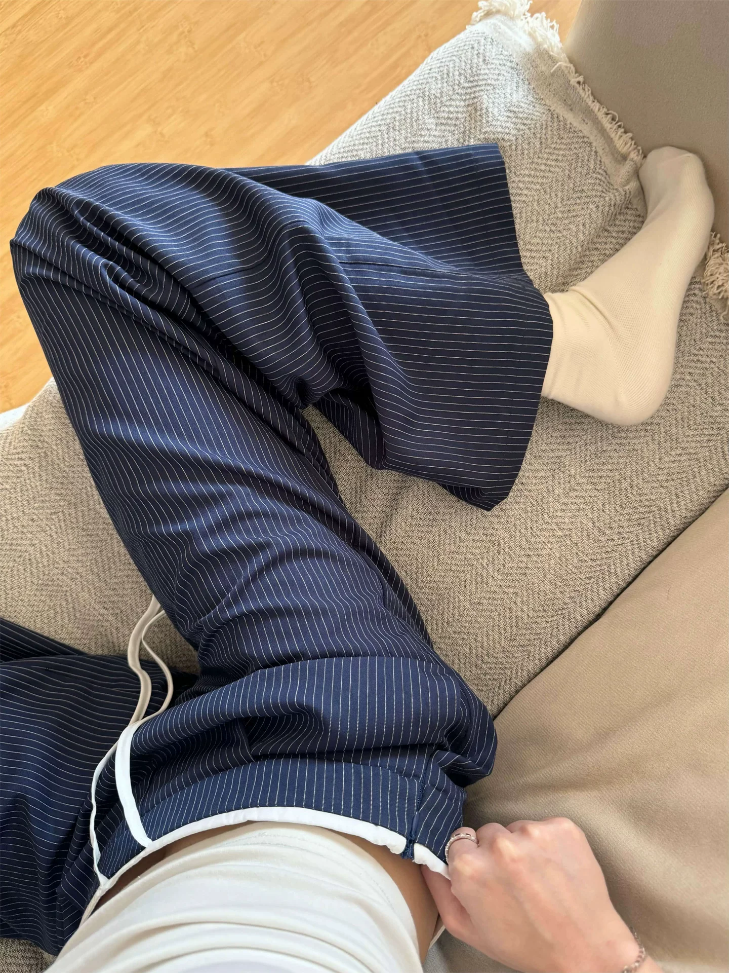 Quần ống rộng thường ngày có họa tiết sọc dành cho nữ, cỡ lớn mùa hè, lười biếng và thoải mái, cạp cao, mềm mại, quần kiểu dáng thon gọn.