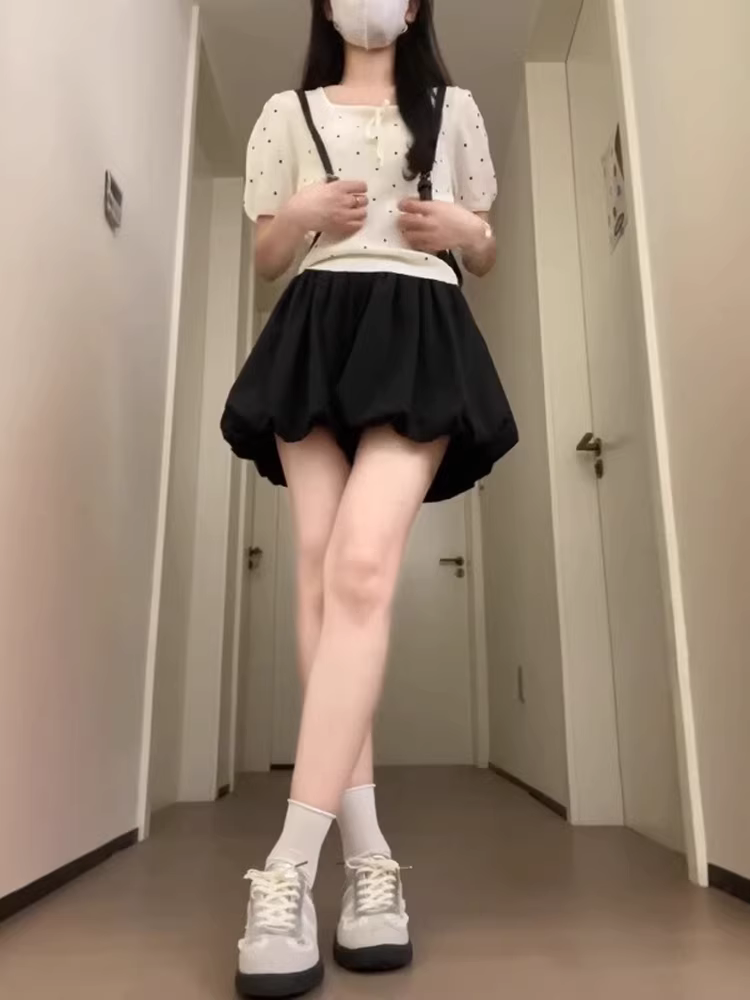 Váy hoa trắng dáng xòe cho nữ, kiểu dáng mỏng mùa hè 2025, size lớn, cạp cao, quần short chữ A tôn dáng, quần phồng thường ngày.